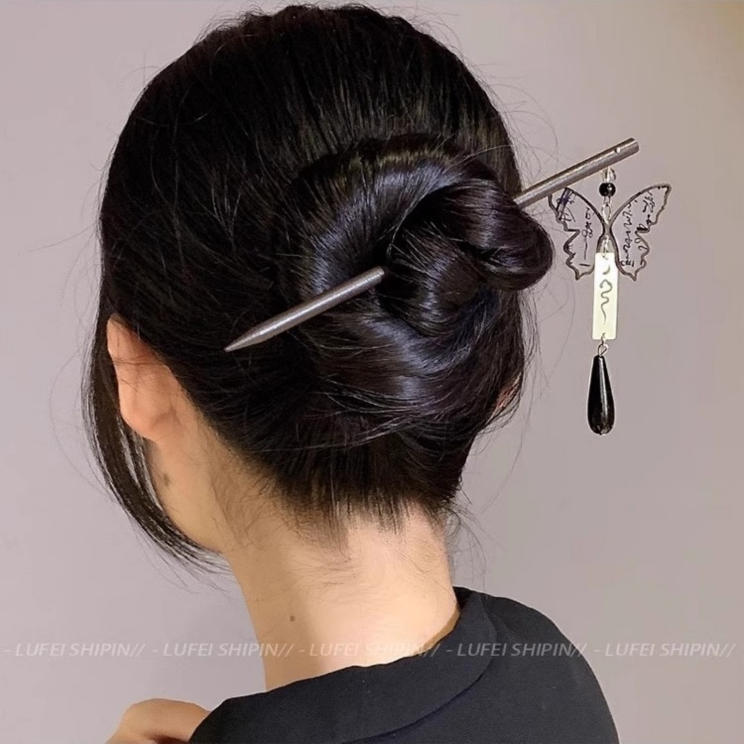 Light Luxury Wooden Tassel Hai - đánh giá và giá Tech Accessories Women